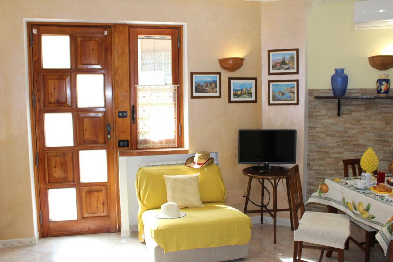 La Nina Appartement Taormina Buitenkant foto