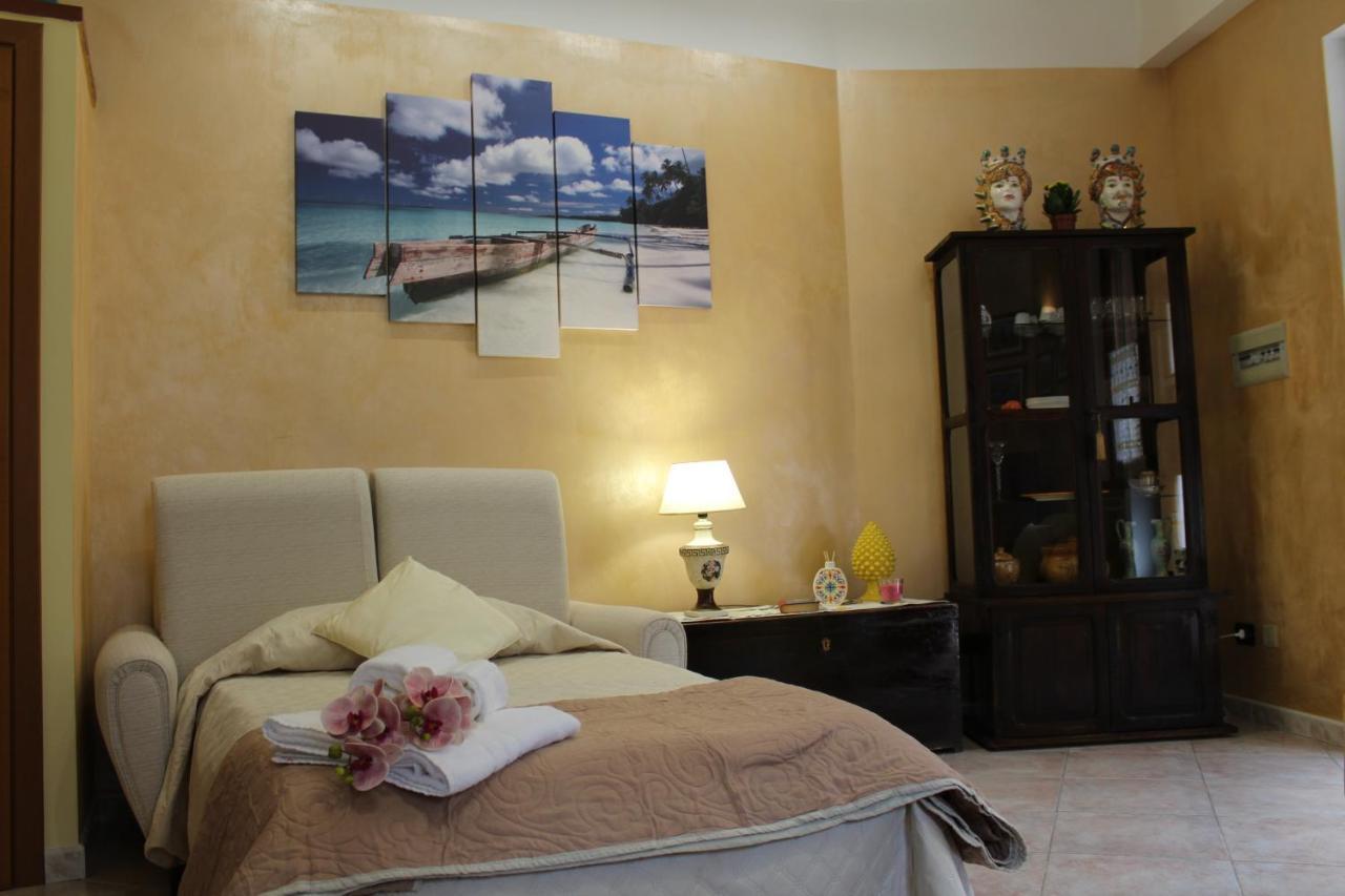 La Nina Appartement Taormina Buitenkant foto